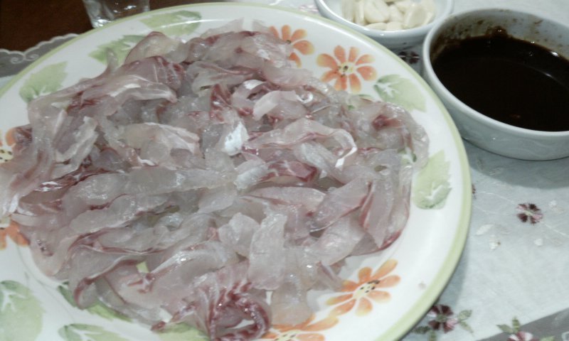 집앞이 바닷가인 어느 가정의 흔한 식탁 | 인스티즈