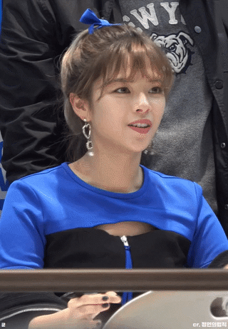 정연이 이쁜짓 입꾹꾹 | 인스티즈