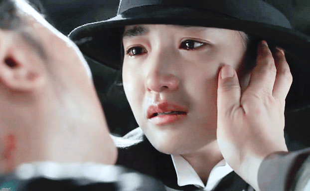 미스터션샤인 김태리 눈물연기 클라스.gif | 인스티즈