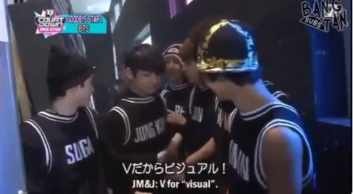 [방탄소년단] 뷔 얼굴에 감탄하는 사람들 | 인스티즈