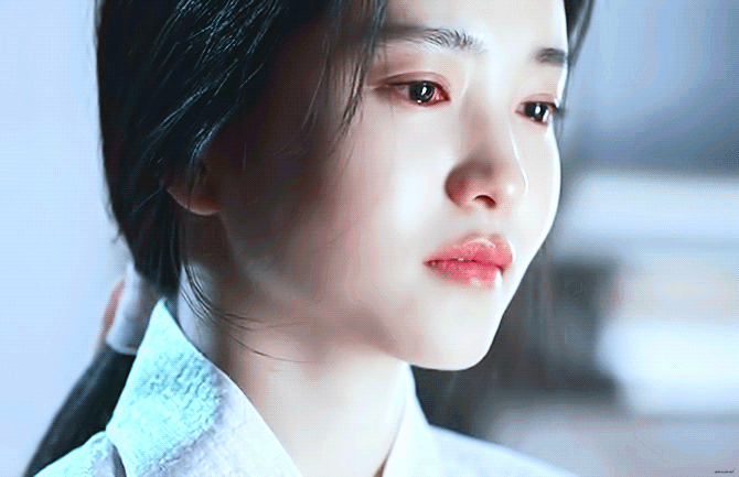 미스터션샤인 김태리 눈물연기 클라스.gif | 인스티즈