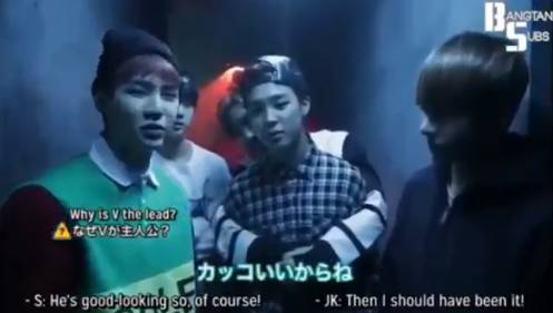 [방탄소년단] 뷔 얼굴에 감탄하는 사람들 | 인스티즈