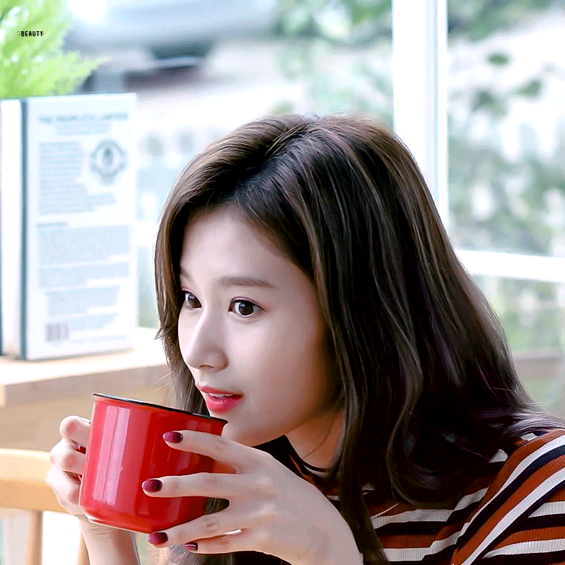 커피마시는 사나.gif | 인스티즈