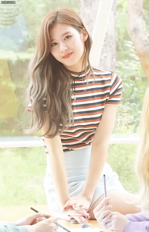 커피마시는 사나.gif | 인스티즈