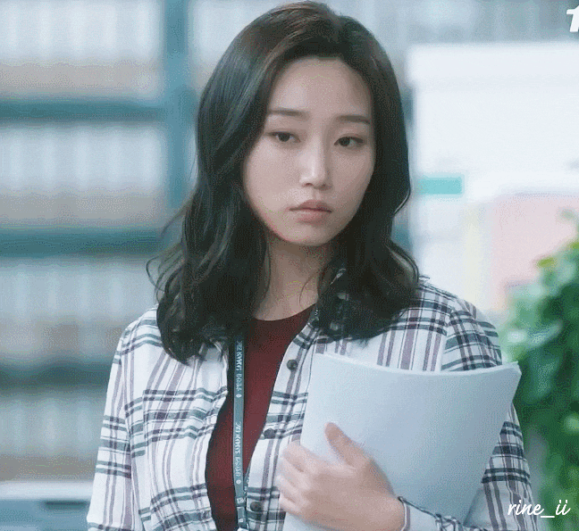 회사마다 한명 이상씩 있는 훈녀 여직원 느낌의 배우 | 인스티즈