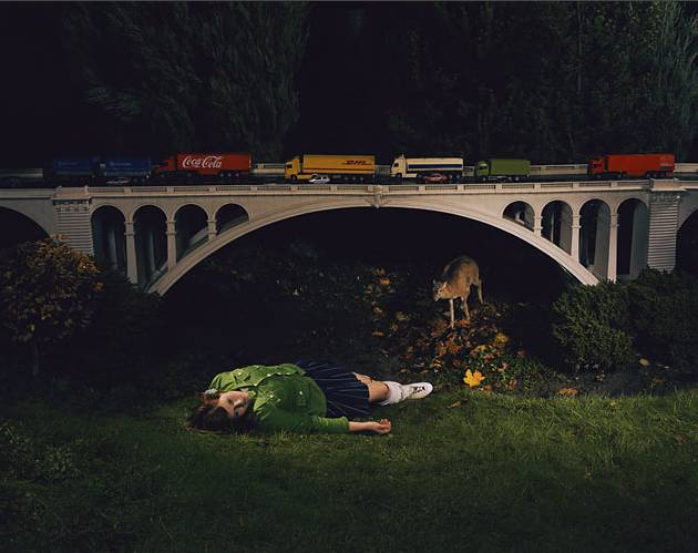 나이에 비해 성장이 빨리 진행된 10대의 정체성을 담은 사진 . jpg | 인스티즈