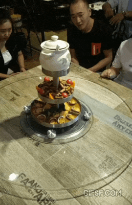 대륙의 씨푸드 레스토랑.gif | 인스티즈