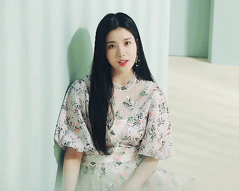 [데이터주의] 아이즈원 권은비 라비앙로즈 움짤.gif | 인스티즈