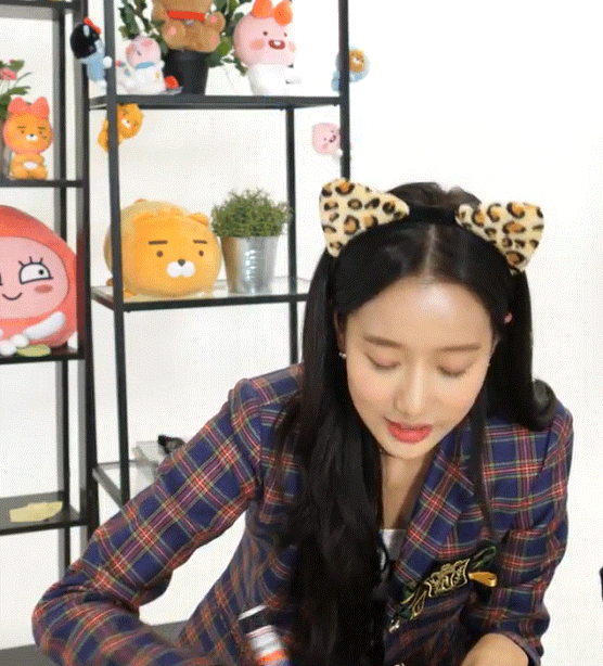 에이프릴 팬사인회 간접체험하기.gif | 인스티즈