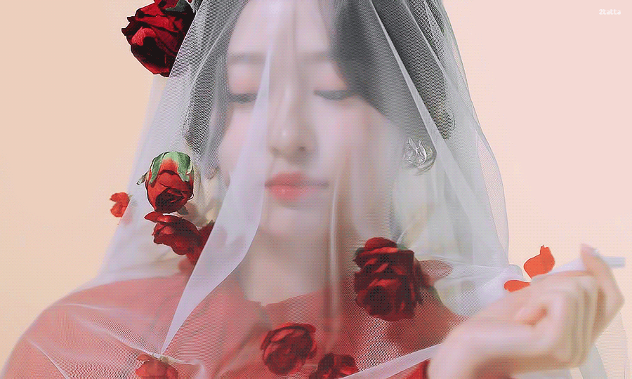 아이즈원 라비앙로즈.gif | 인스티즈