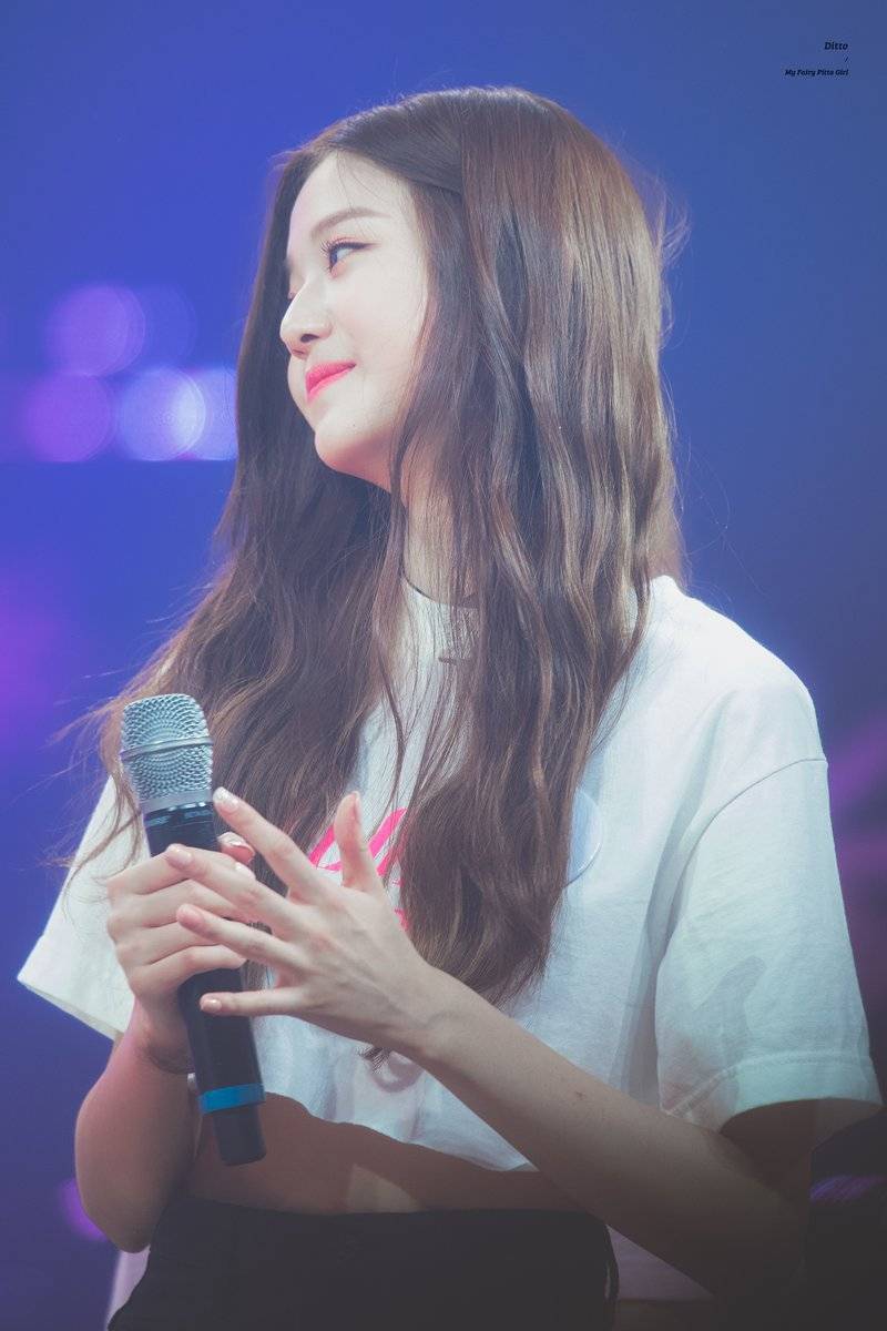 오늘 아이즈원 쇼케이스 장원영.jpg | 인스티즈