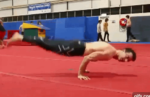 비정상 푸시업.gif | 인스티즈