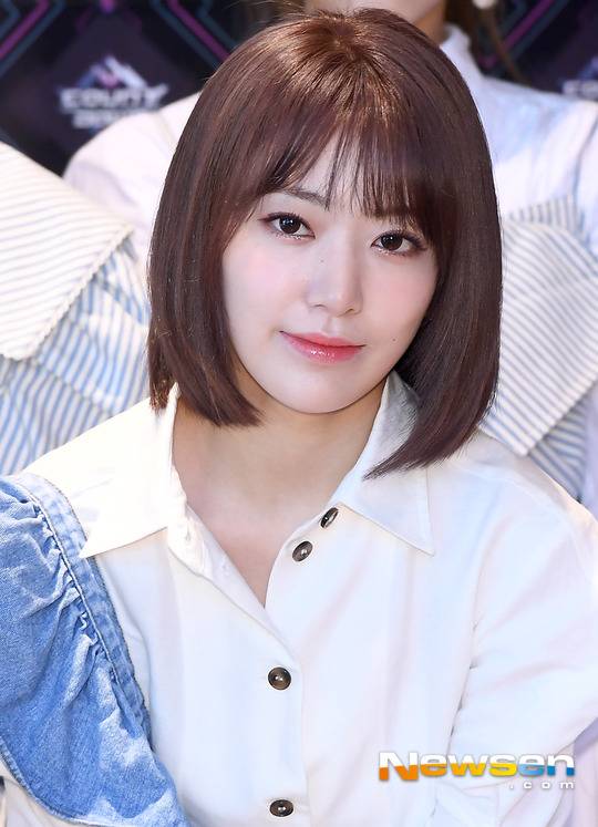 오늘자 아이즈원 사쿠라 | 인스티즈