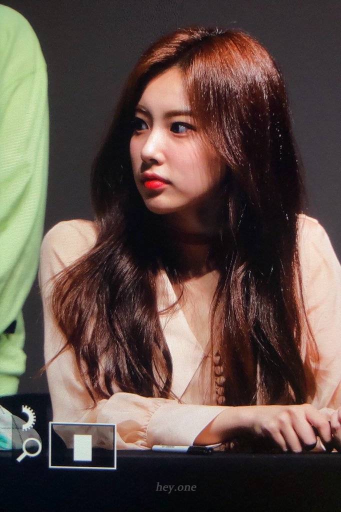 아이즈원 첫 팬싸인회 장원영,안유진,사쿠라,강혜원,김민주,조유리,김채원 사진,움짤.jpgif | 인스티즈