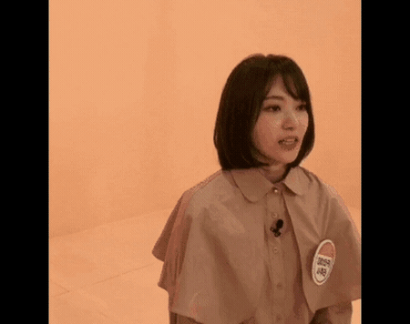 [아이즈원] 사쿠라에게 반해버리는 민주.gif | 인스티즈