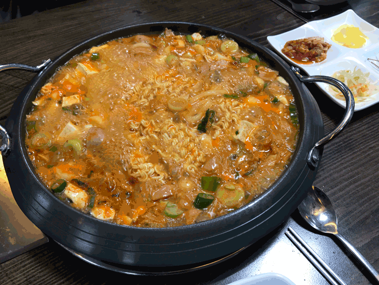 외국인이 가장 좋아하는 한식.gif | 인스티즈