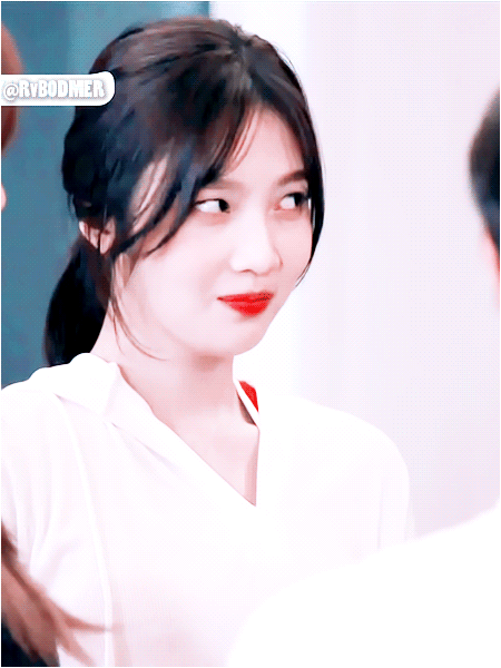 레드벨벳 조이 움짤 다수 | 인스티즈