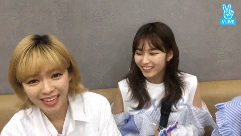 180401 안녕하세요 출근 정연이~ | 인스티즈