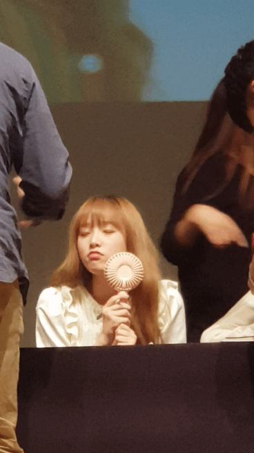 아이즈원 첫 팬싸인회.GIF | 인스티즈