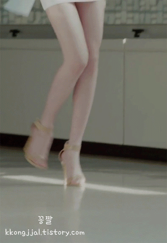 매력적이었던 프로듀사 막내작가.gif | 인스티즈