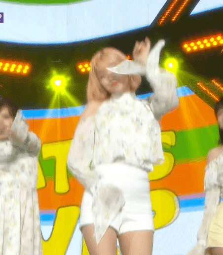 180421 트와이스 What is Love? 1위 현장 포토 | 인스티즈