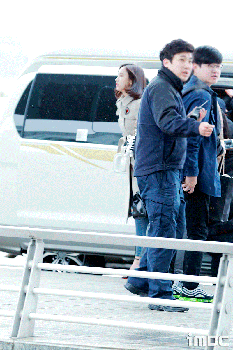 차에서 내릴때마다 레전드찍는 미나 | 인스티즈