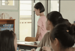 제가 왕따인데 친구가 생겼어요. 근데 왕따인걸 알고나서...gif | 인스티즈