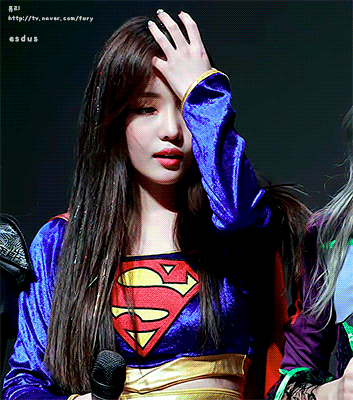 눈빛이 치명적인 여자 아이돌.gif | 인스티즈