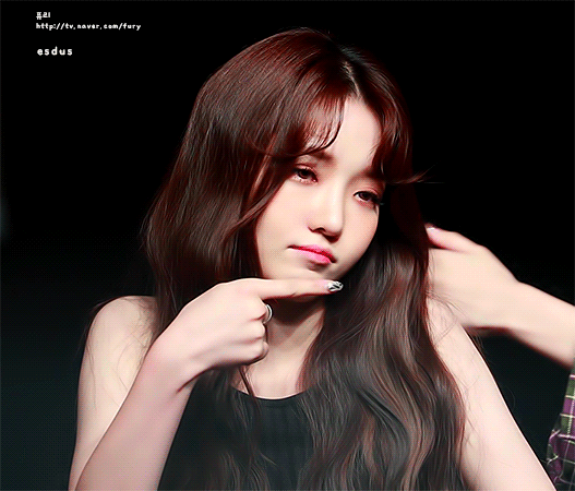 눈빛이 치명적인 여자 아이돌.gif | 인스티즈