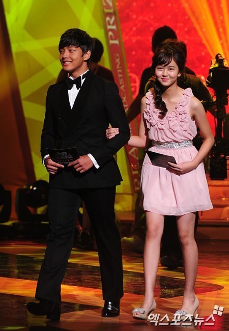 여진구-김소현으로 보는 아이들의 무서운 성장속도.. | 인스티즈