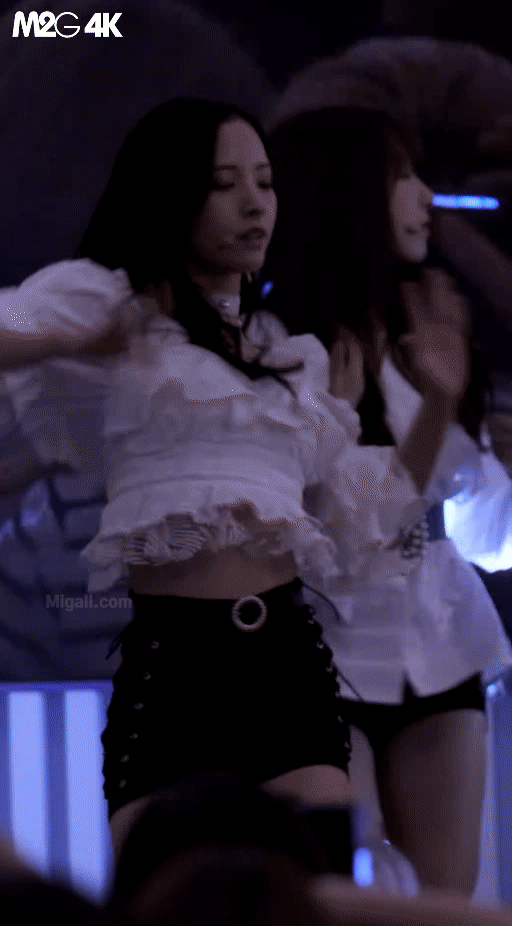 망사스타킹 착용한 우주소녀의 섹시 아이콘 보나.gif | 인스티즈