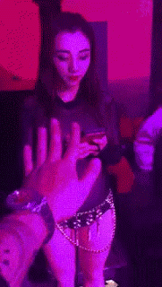 클럽에서 여자 꼬시는 고~급 스킬.GIF | 인스티즈