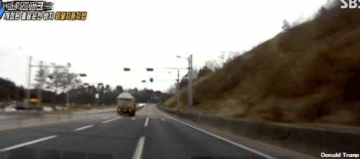 살벌한 화물차 사고들.gif | 인스티즈