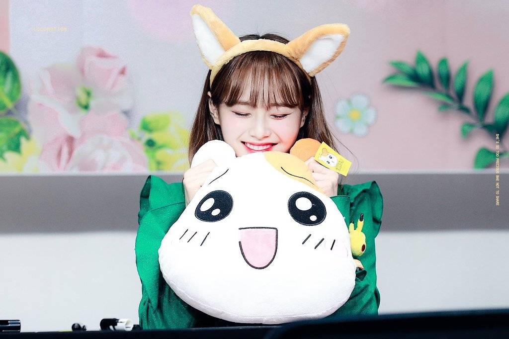 걸그룹 이달의 소녀에서 가장 눈에 띄는 멤버.jpgif | 인스티즈