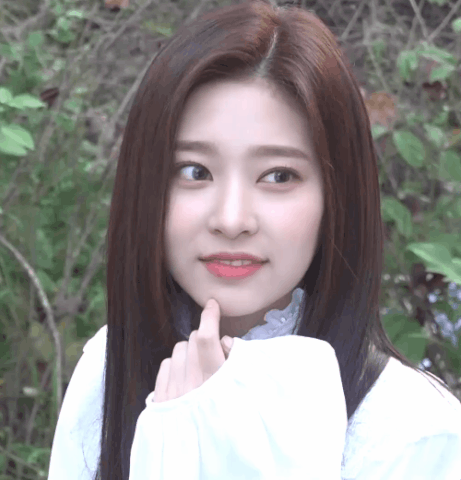 외모는 유잼인 고등학생 아이즈원 김민주.jpgif | 인스티즈