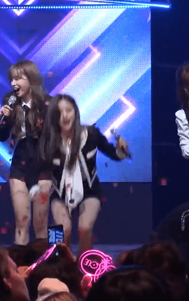 아이즈원) 이것이 장원영이 중2라는 증거다.gif | 인스티즈