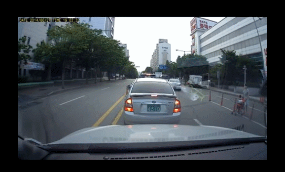 무단횡단 하는 애엄마 | 인스티즈