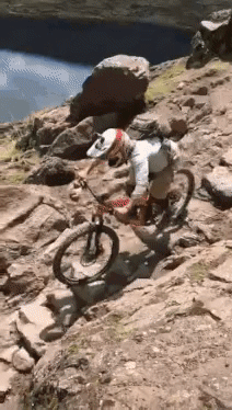 계단은 걸어 내려가야 하는 이유.gif | 인스티즈