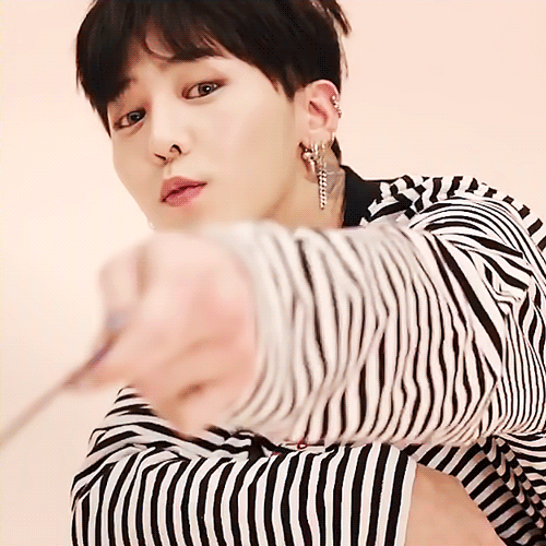 지디가 톱스타로서 아직 갈 길이 먼 이유.gif | 인스티즈