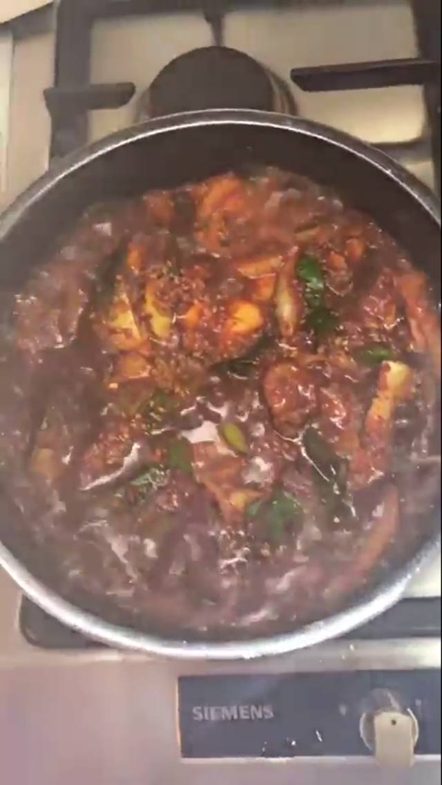 요리하는 소시 유리 | 인스티즈