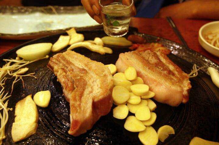 삼겹살 먹을 때 마늘 먹는 3가지 방법 | 인스티즈