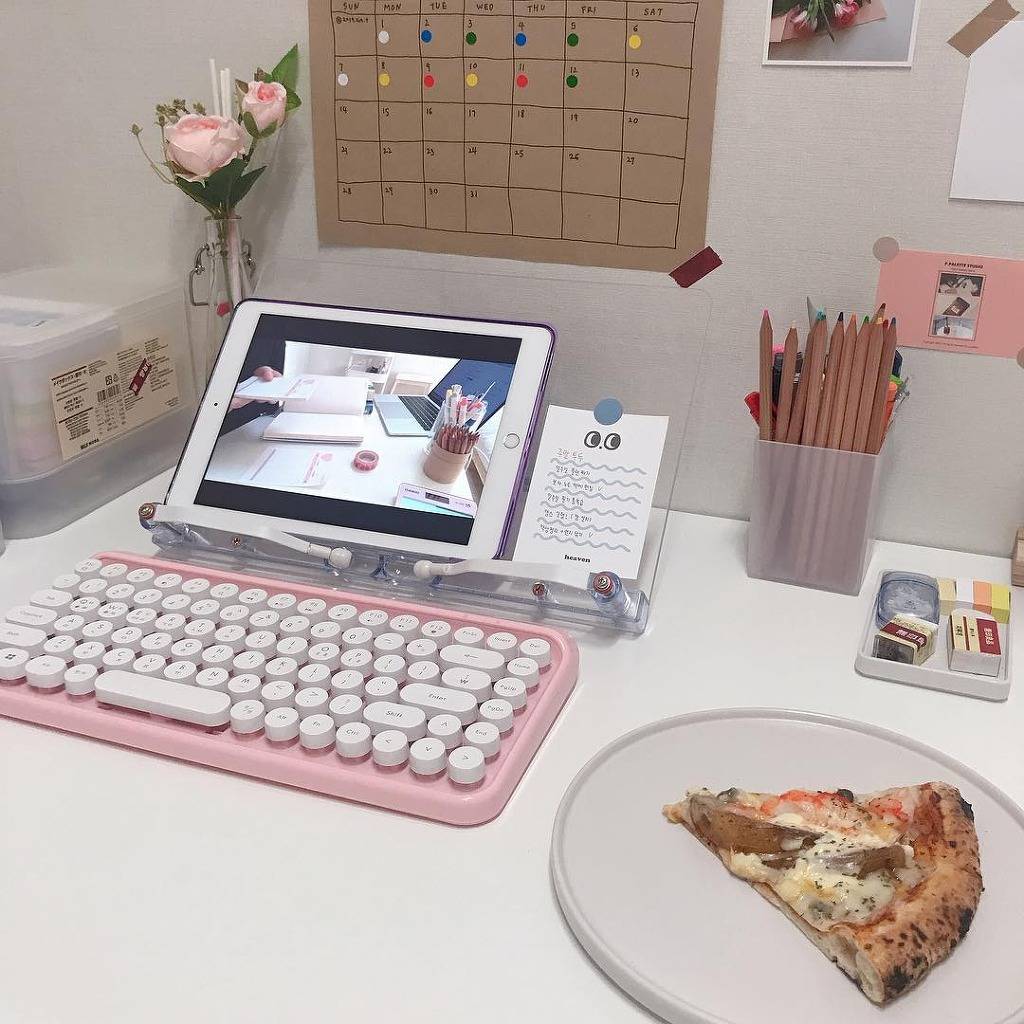 sns에서 핫한 우주인 피자 | 인스티즈