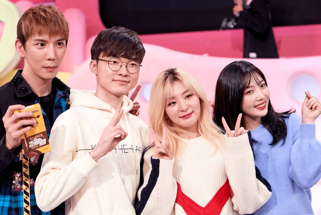 레드벨벳과 안녕하세요 촬영한 페이커가 즐거운이유.jpg | 인스티즈