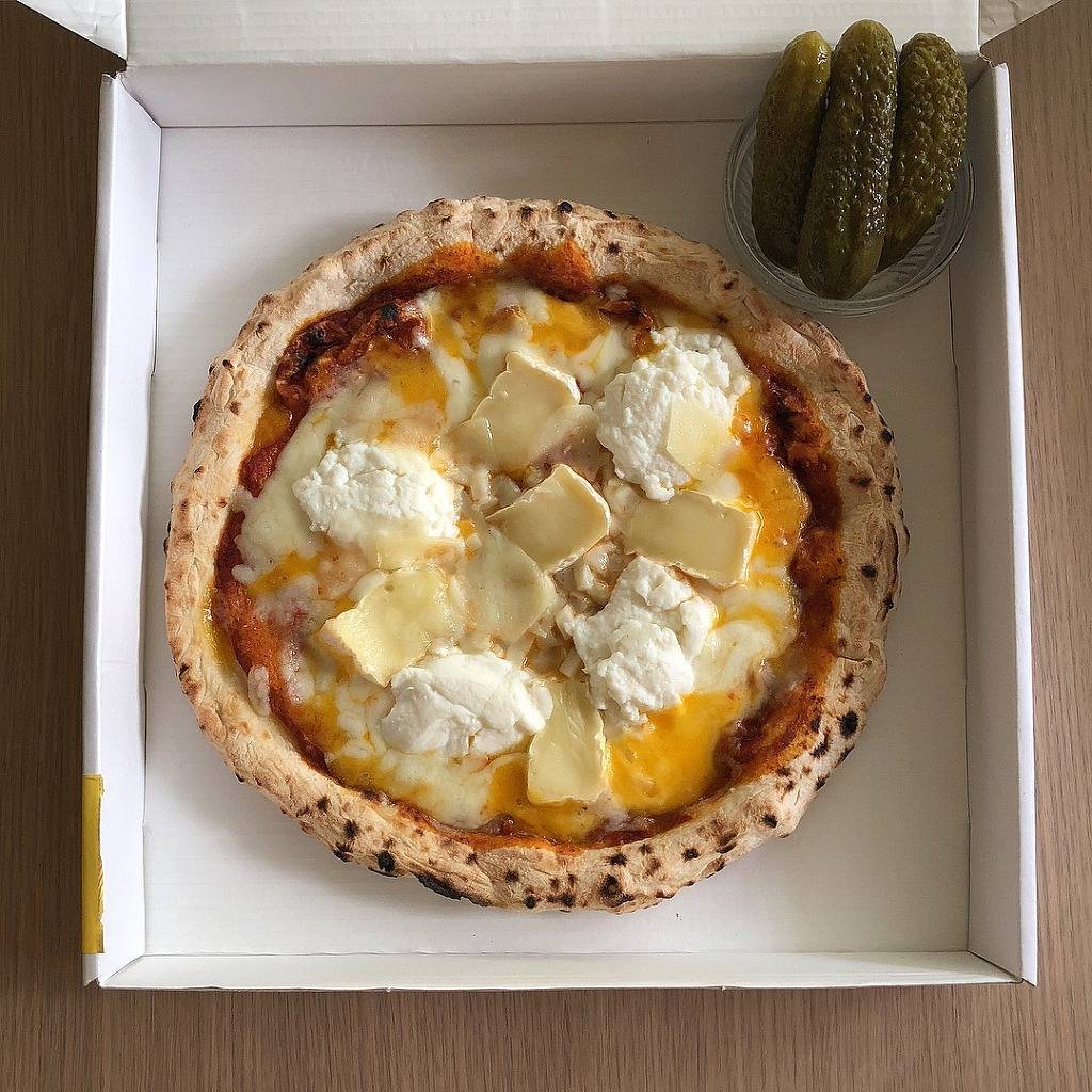 sns에서 핫한 우주인 피자 | 인스티즈