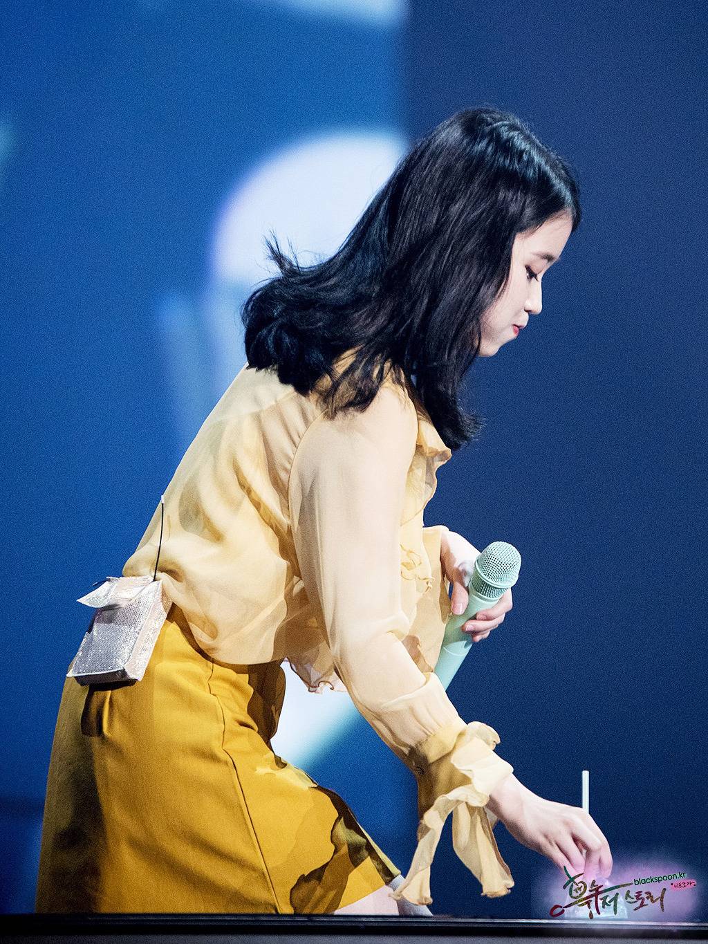 섹시함과 아름다움이 공존하는 광주콘서트 아이유.jpg | 인스티즈