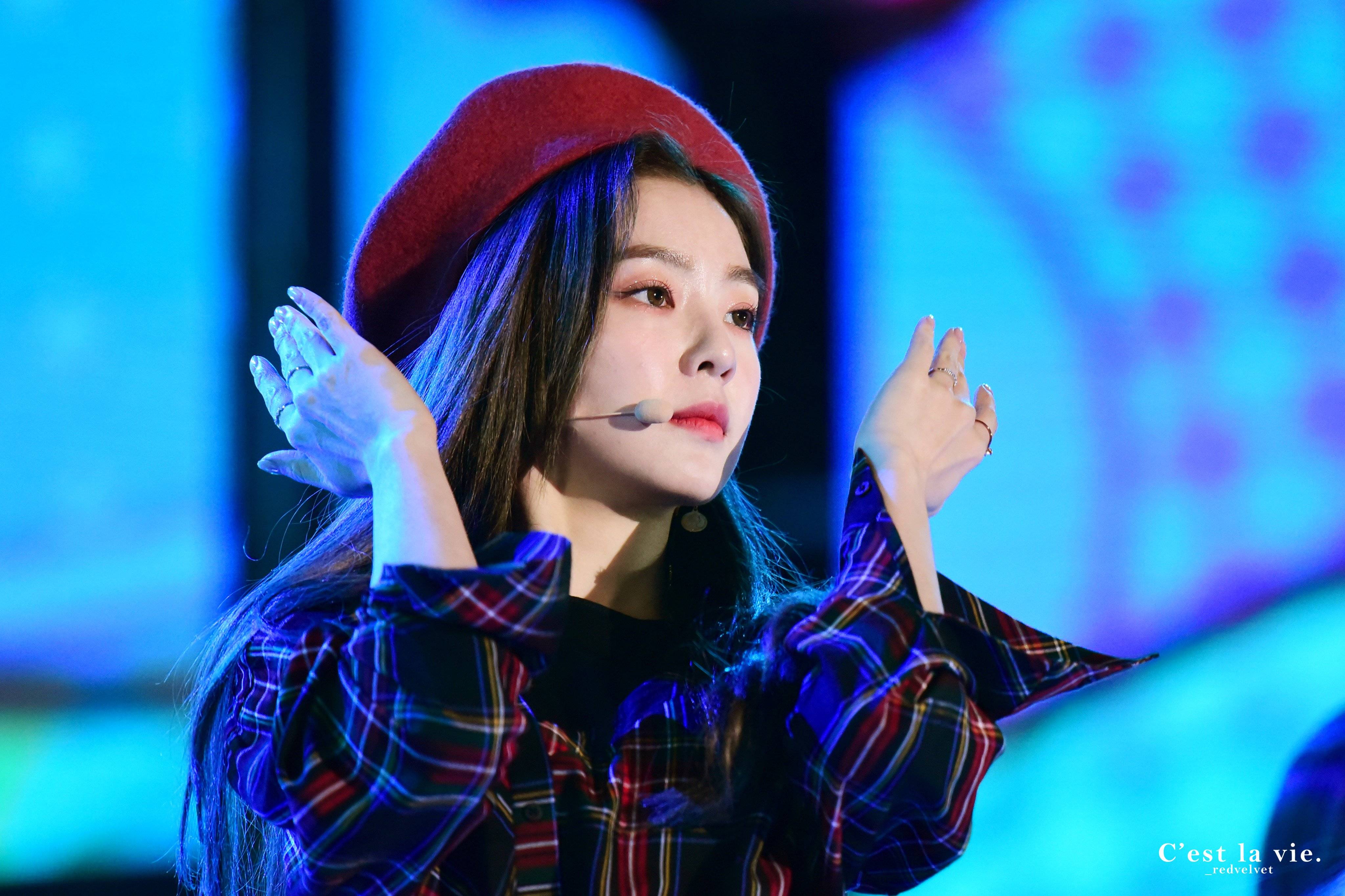 베레모가 잘어울리는 레드벨벳 아이린.jpgif | 인스티즈