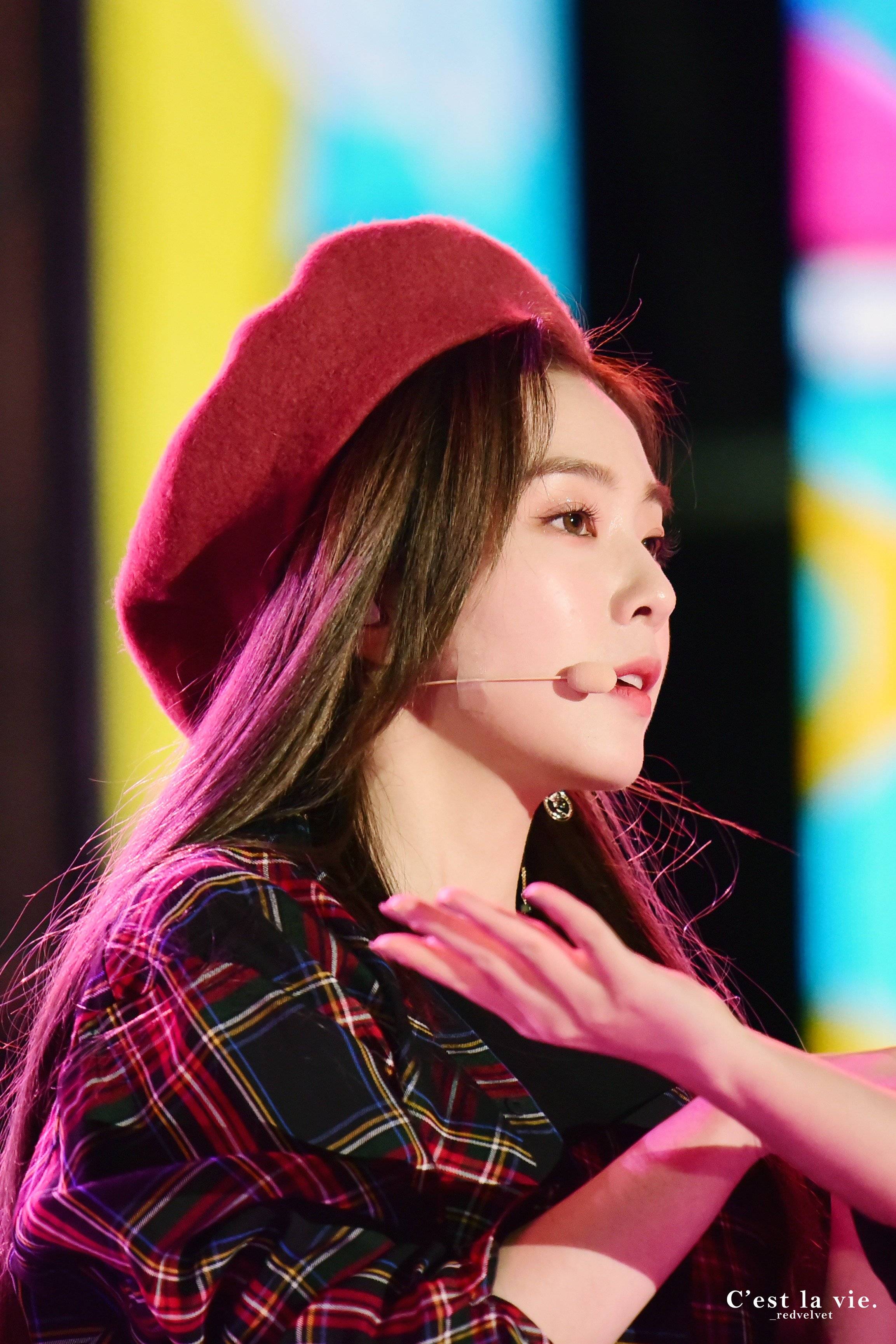 베레모가 잘어울리는 레드벨벳 아이린.jpgif | 인스티즈