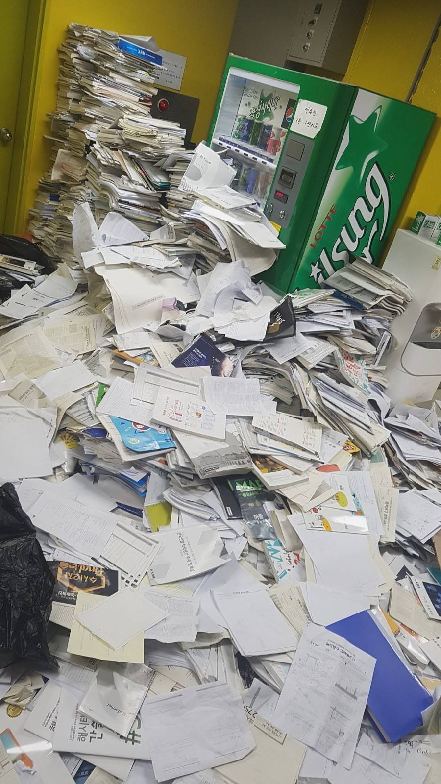 강남 대성학원 복도 | 인스티즈