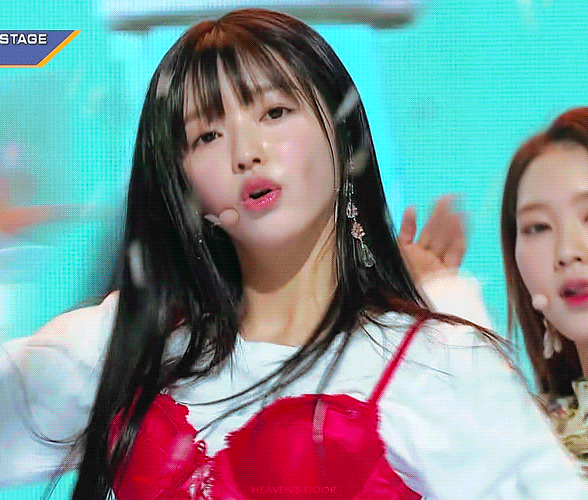 오마이걸 유아 엠카 직캠 움짤 흑백버젼.gif | 인스티즈