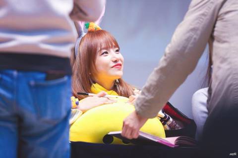 아이즈원 조유리 보고가세요.jpgif | 인스티즈